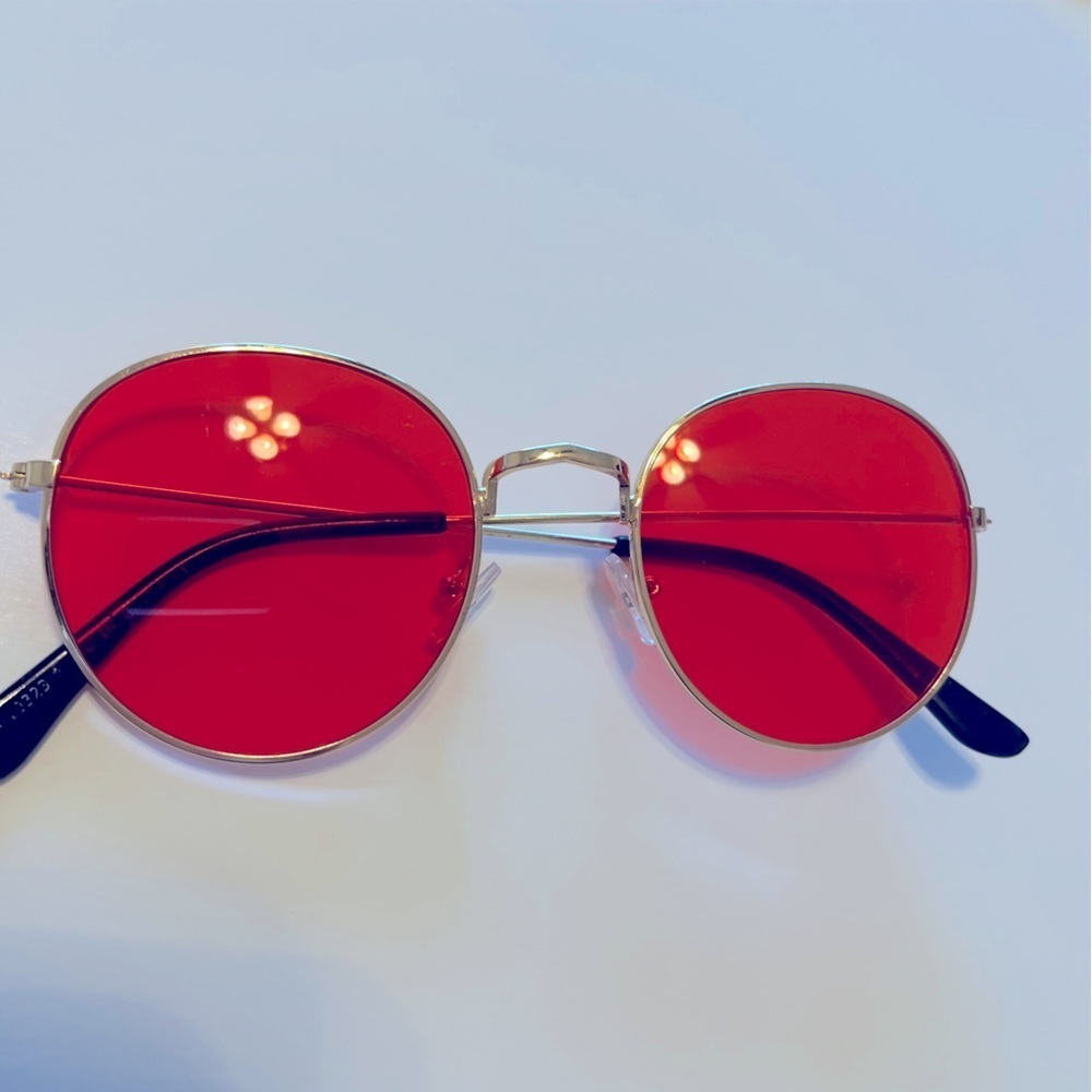 Orange Lens Sunglasses, fashion sunnies, gold tone metallic frame, EUC - Picture 14 of 15